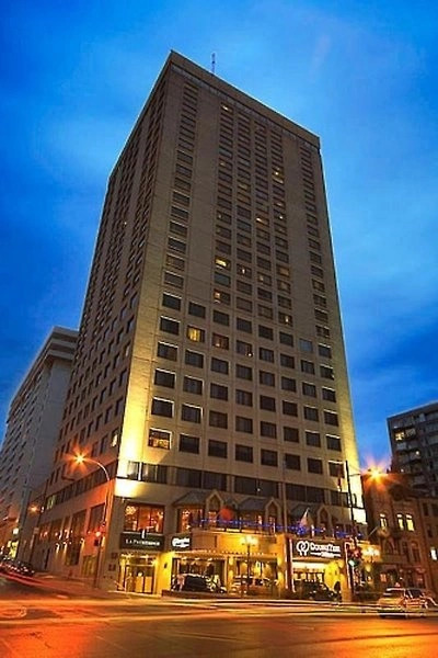 Grand Plaza Montreal Centre-Ville