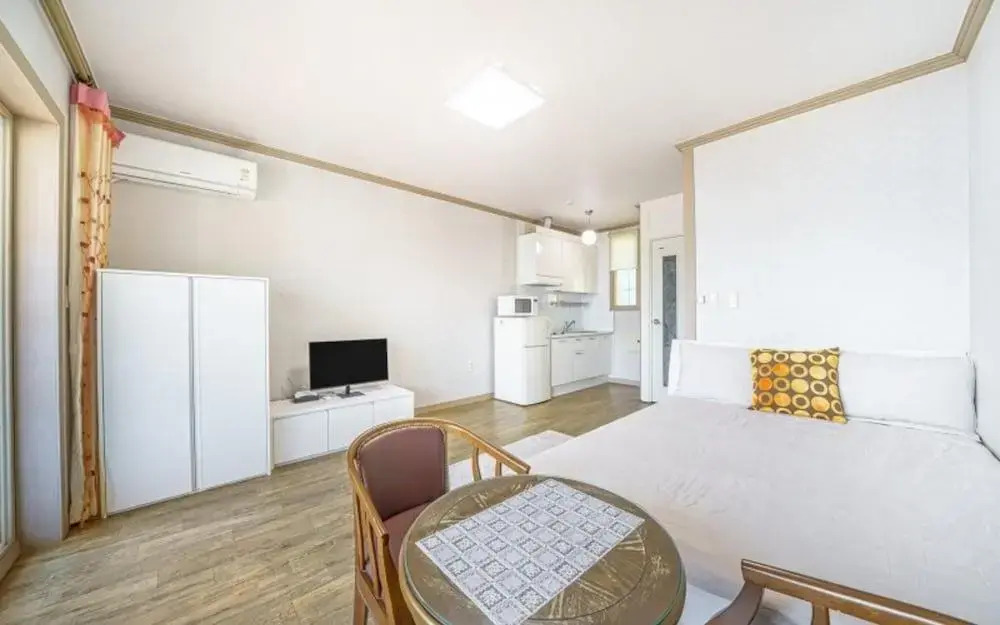 Geojedo New Happiness Pension