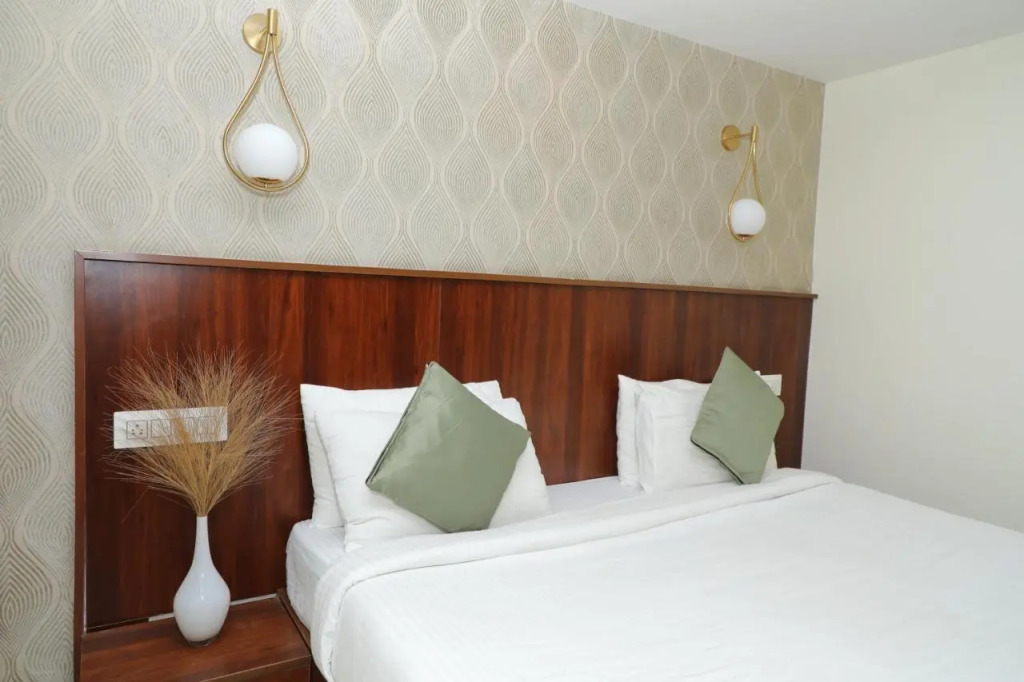 Earth Hotels