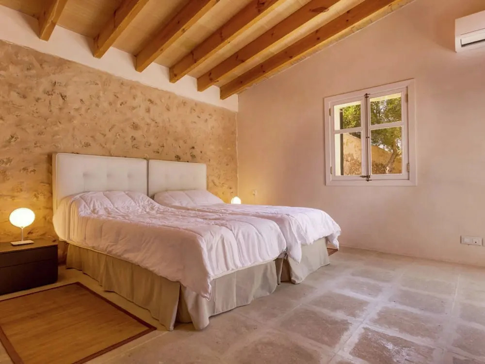 This finca has its own private access to the beautiful sandy beach Es Trenc