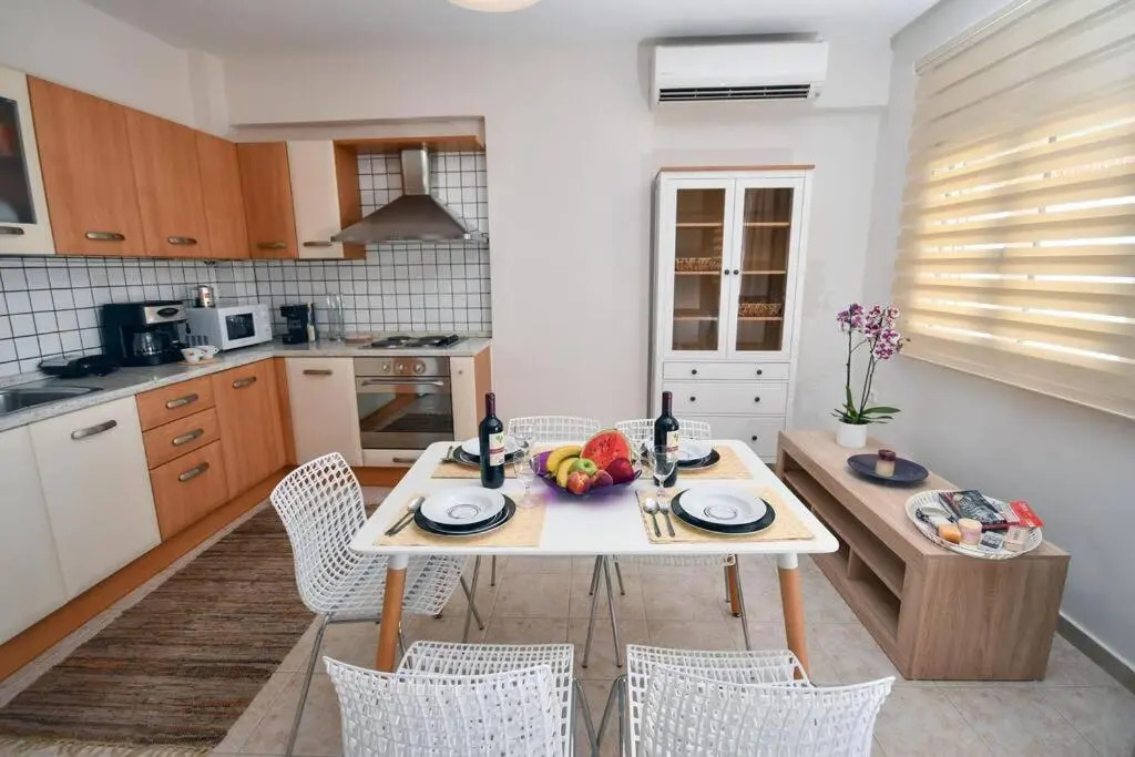 Modern 2bedroom flat with spacious balcony