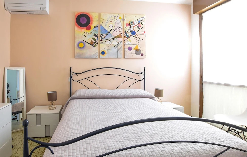 Beautiful Apartment in Torri del Benaco With Outdoor Swimming Pool, 1 Bedrooms and Wifi