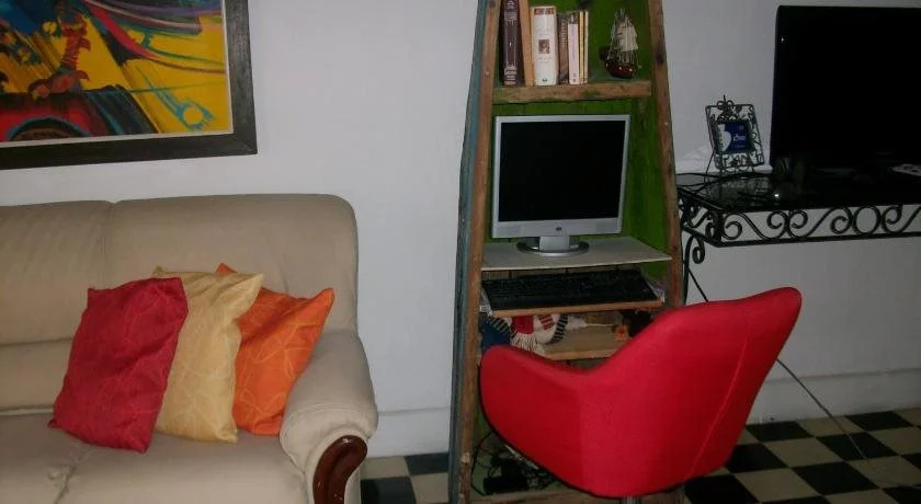 Hostel Mamy Dorme