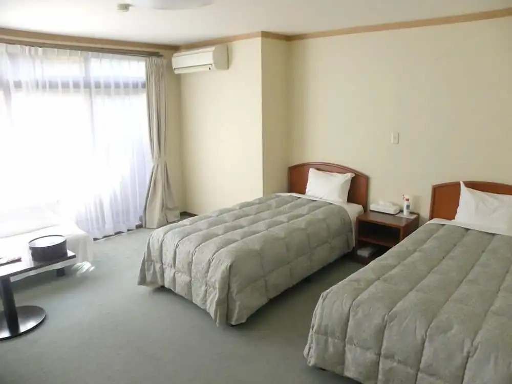 Itoen Hotel