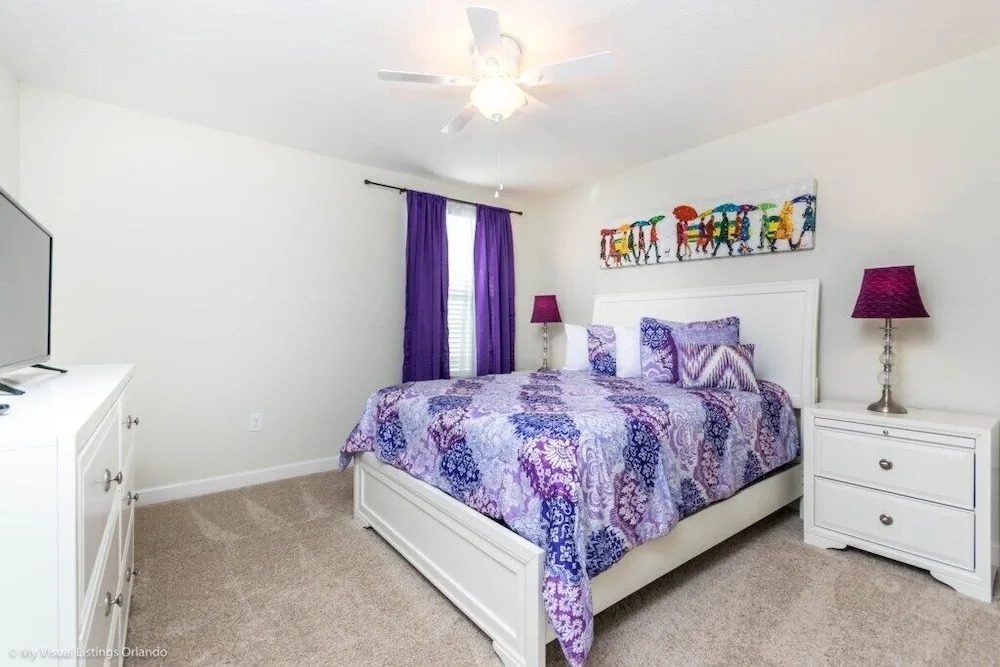 Bright & Sunny Champions Gate 8 Bedroom Villa villa