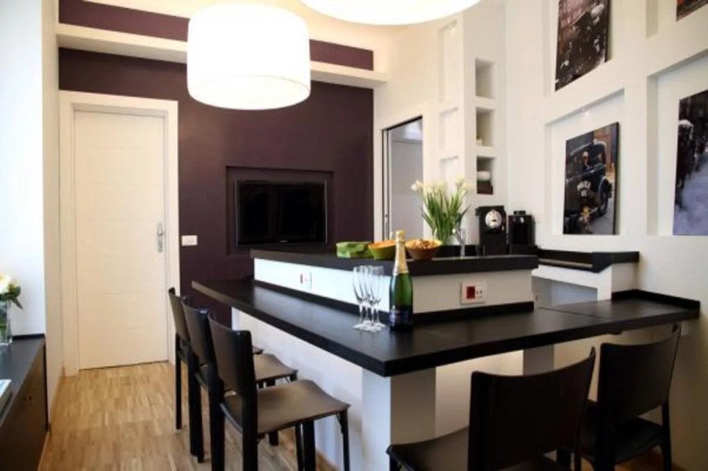 At Home Townhouse - Filiberto