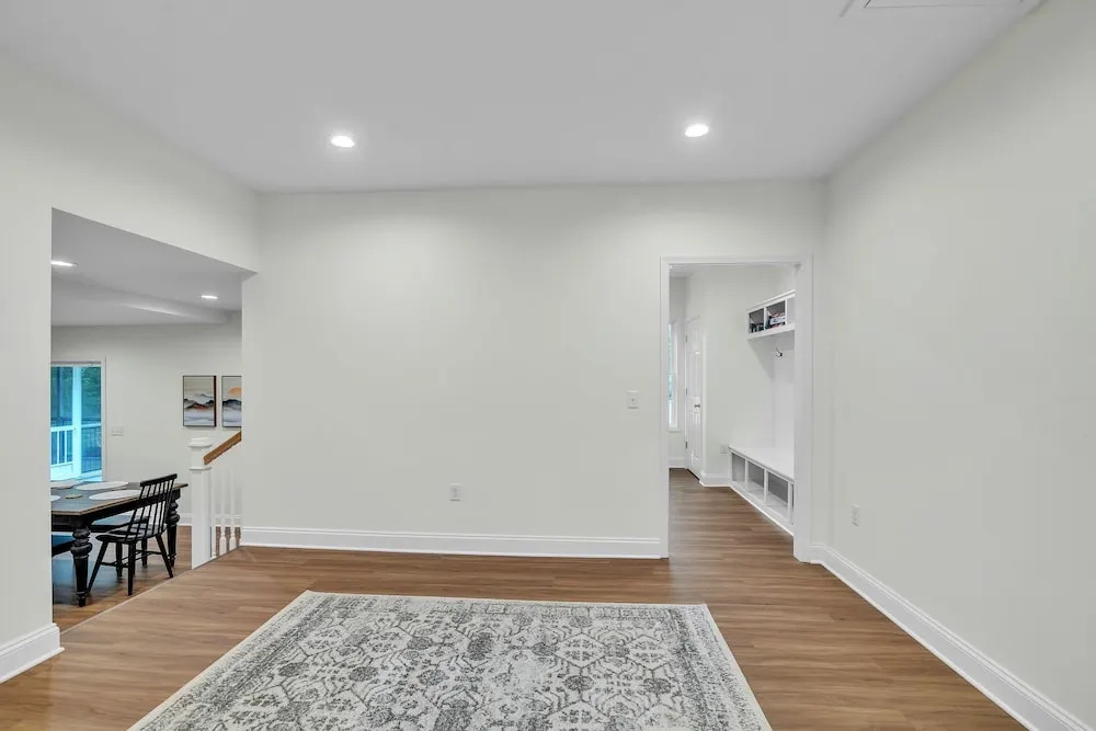 Woodhaven: Your Serene Countryside Escape 5 Bedroom Farmhouse by RedAwning