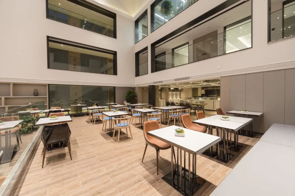 Atour Hotel Zhengzhou CBD Zhongzhou Avenue