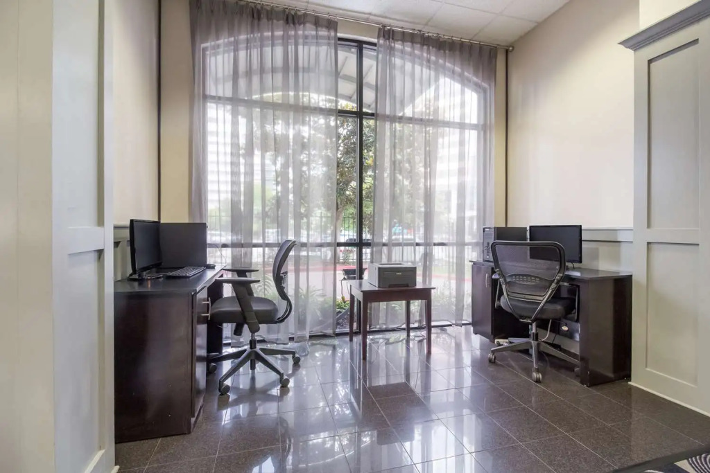 SureStay Plus Hotel by Best Western Houston Medical Center
