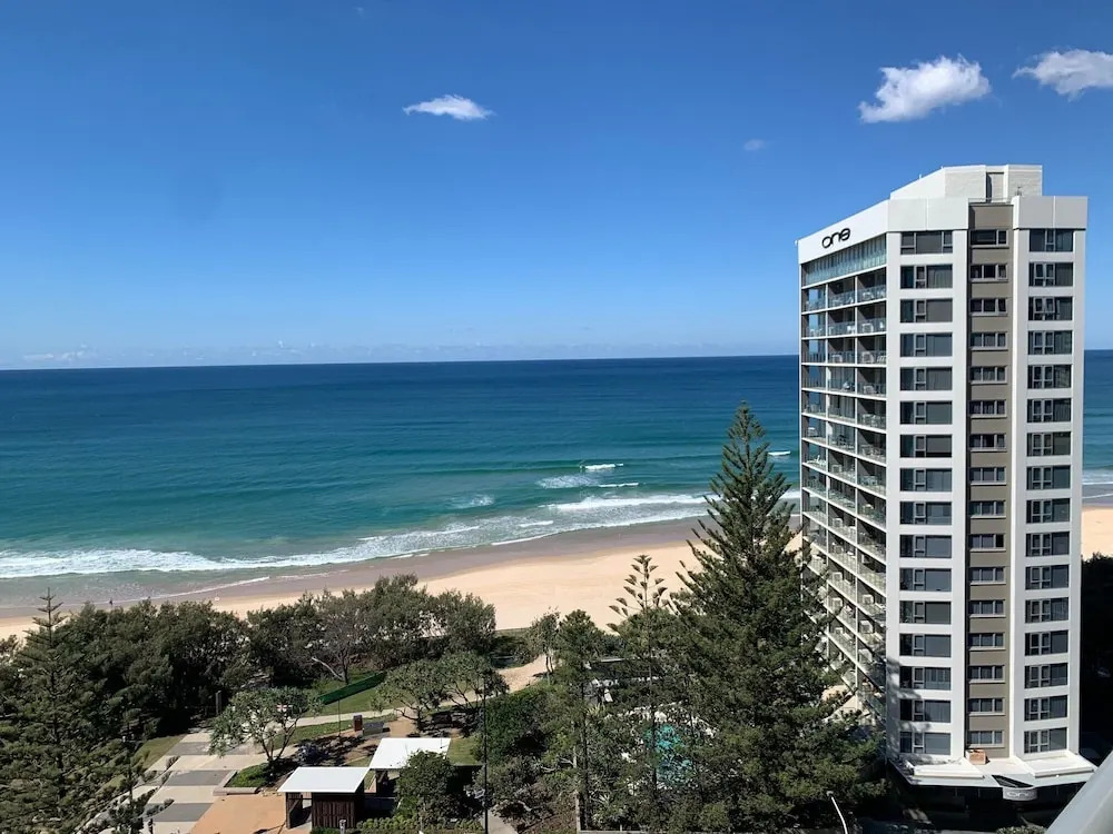Peninsula Resort - Private Apartments