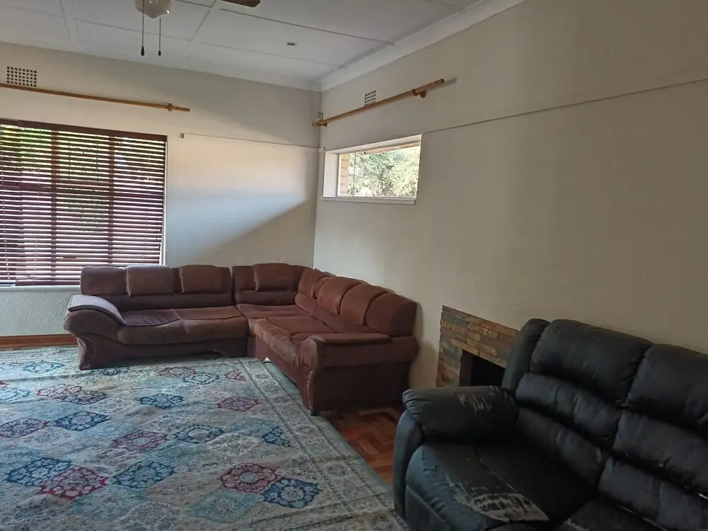 JM TOURS & SAFARIS GUEST House