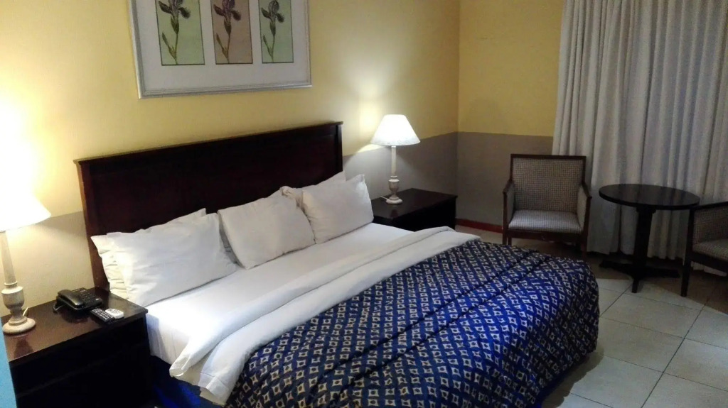 Villa Via Hotel Midrand