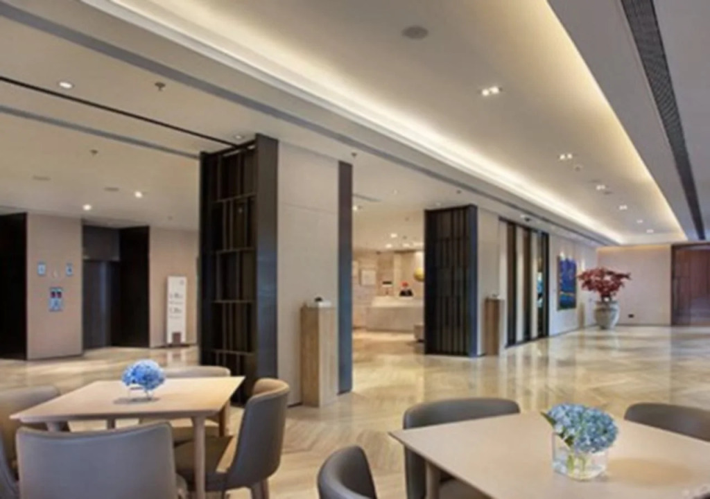 Mercure Dalian City Center