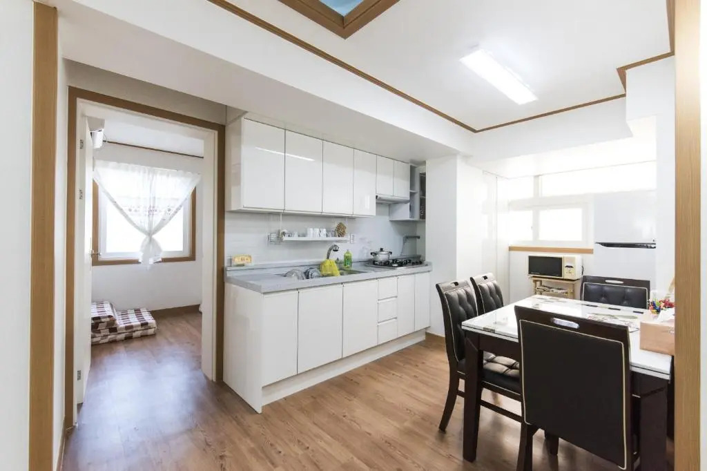 Kory Guesthouse