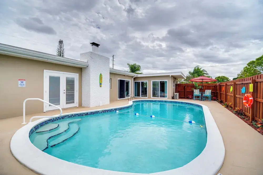5 Mi to Beaches: Melbourne Duplex w/ Heated Pool!