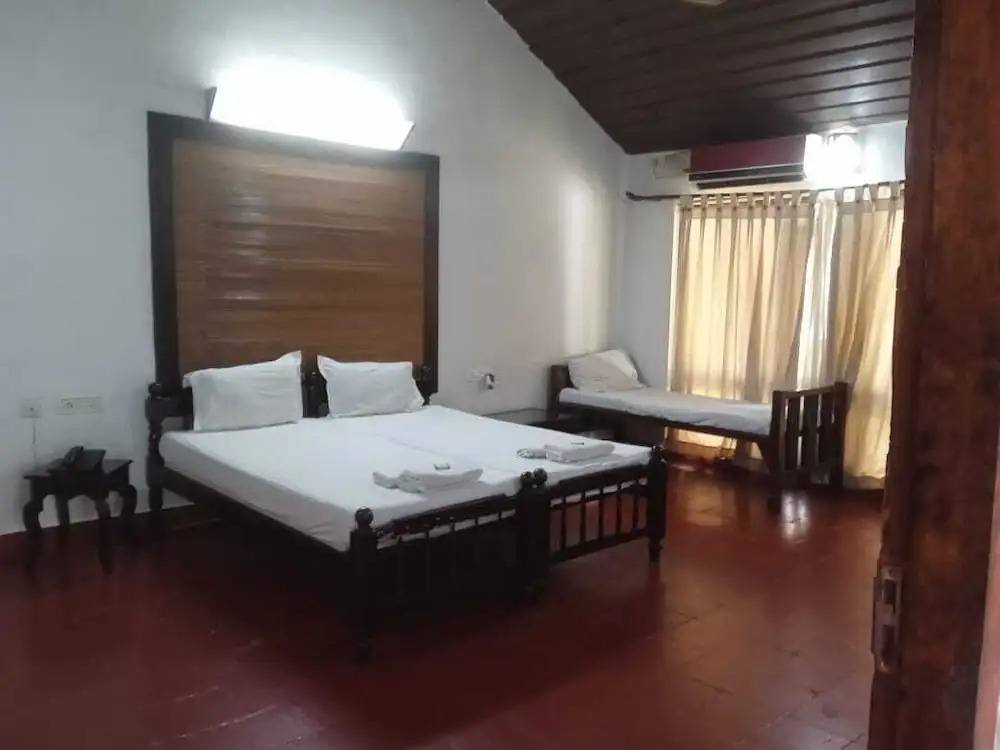 Kumarakom Tharavadu - A Heritage Hotel, Kumarakom By Perfect Stays