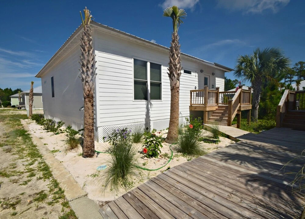 The Rookery III 4007 - Flirty Flamingo 3 Bedroom Cottage by RedAwning