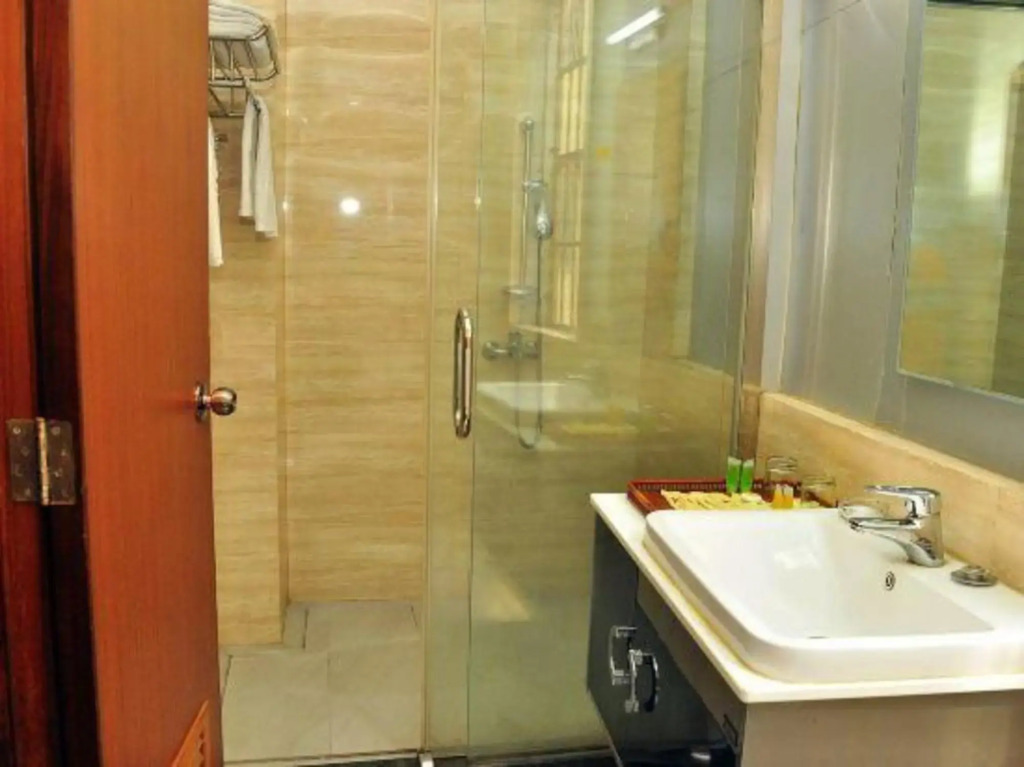 Yijing Hotel