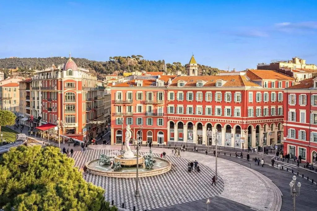 Nice, 58 M2 ! superbe appartement climatisé ! 3 couchages, proche de la promenade des Anglais et de la Gare ! !
