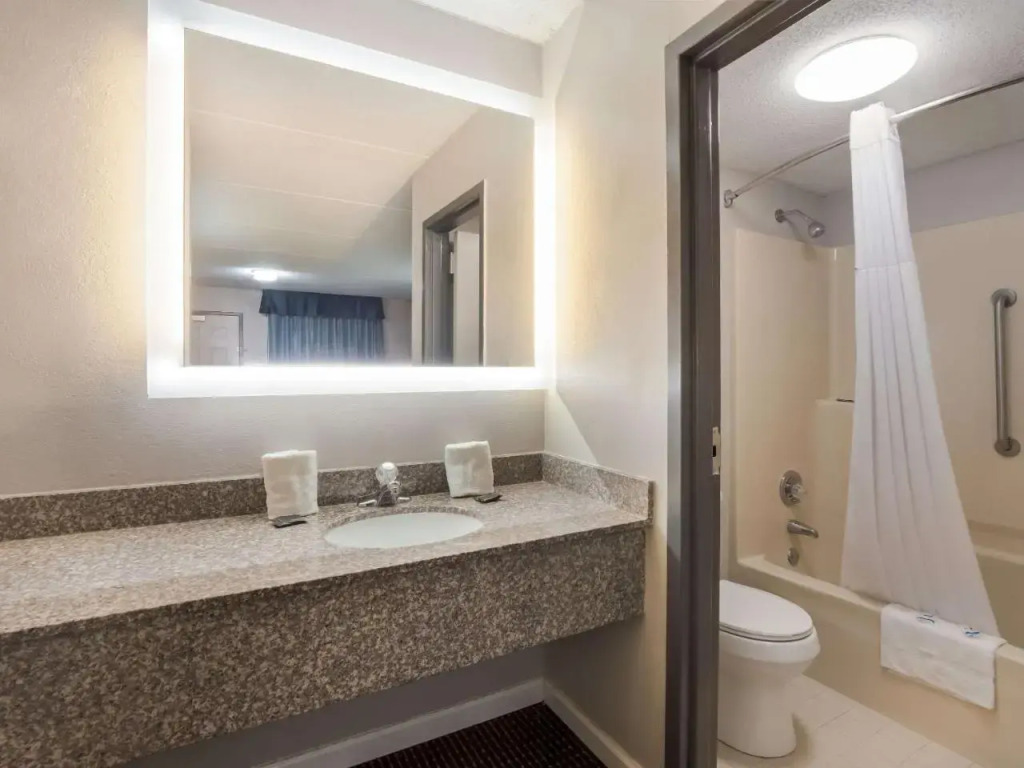 Americas Best Value Inn Greenwood