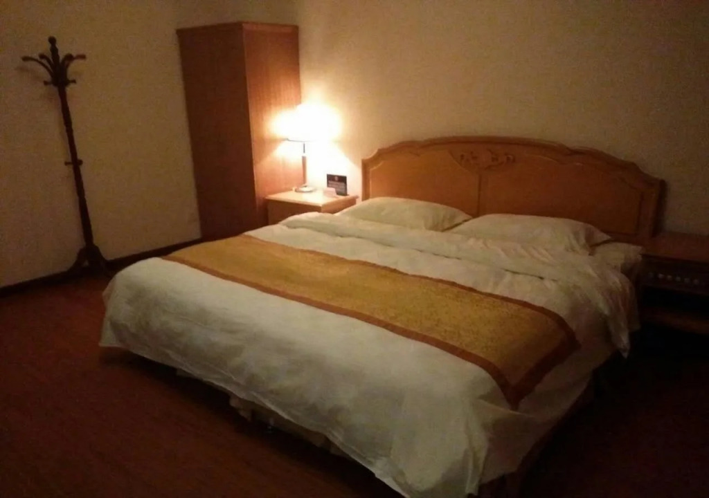 Hong Li Yuan Hotel