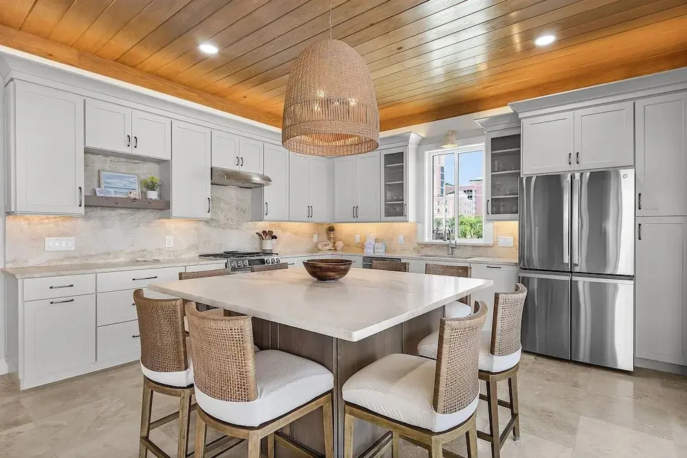 319 Bay & Beach Blessings: Pool Home W/ Water Views! 4 Bedroom Home