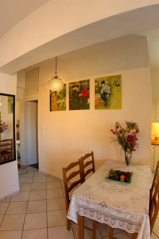 Kostas Apartment Very Near to Amoudara Beach
