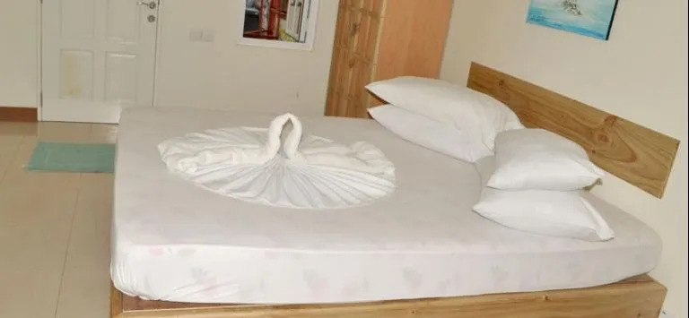 White Shell Beach Inn