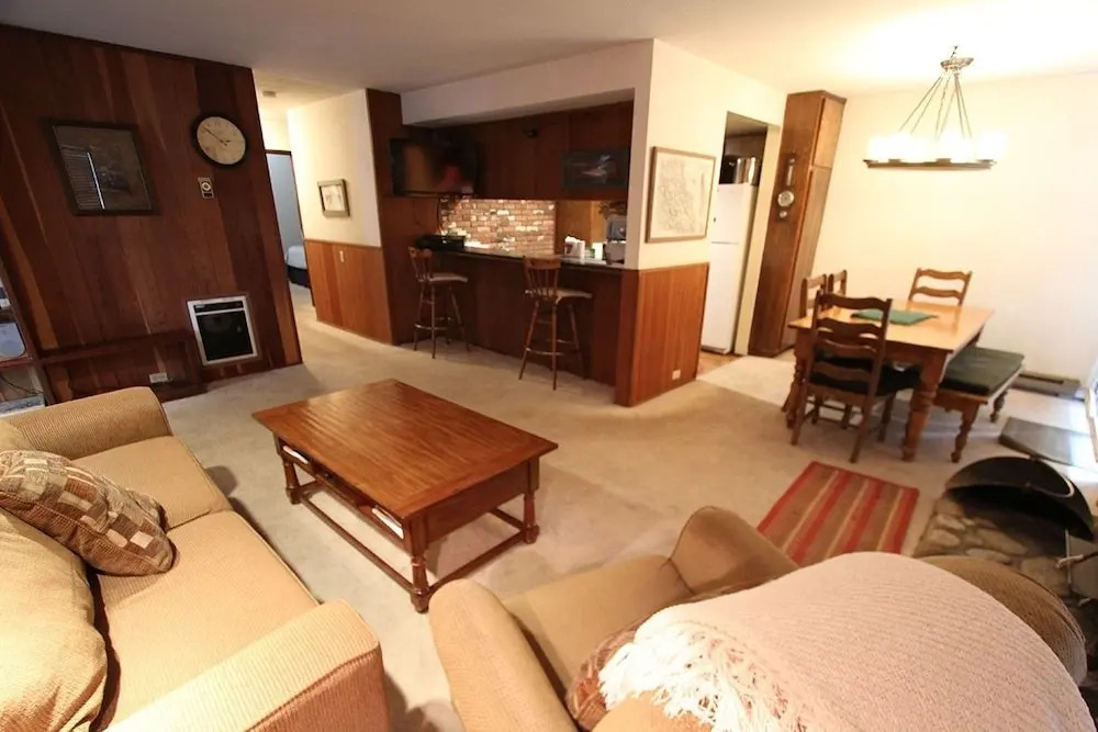 Horizons 4 159 2 Bedrooms 2 Bathrooms Condo
