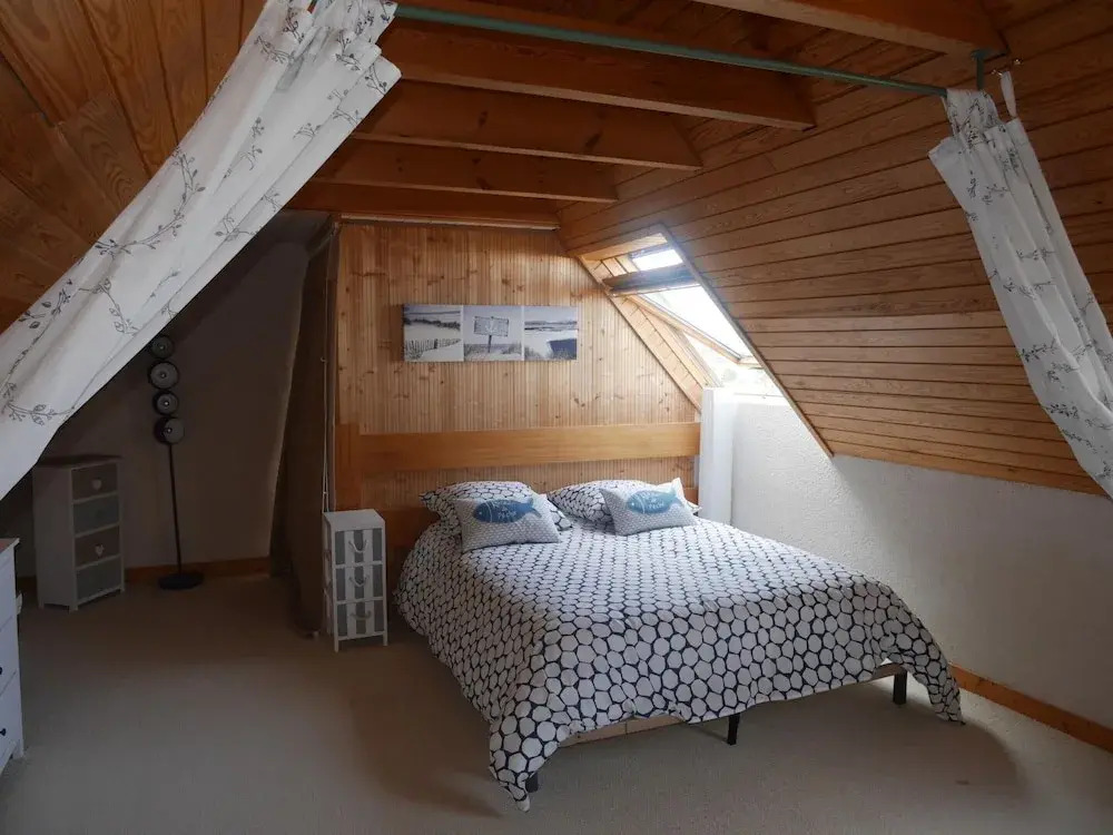 Apartment in Portsall With Stunning Sea View