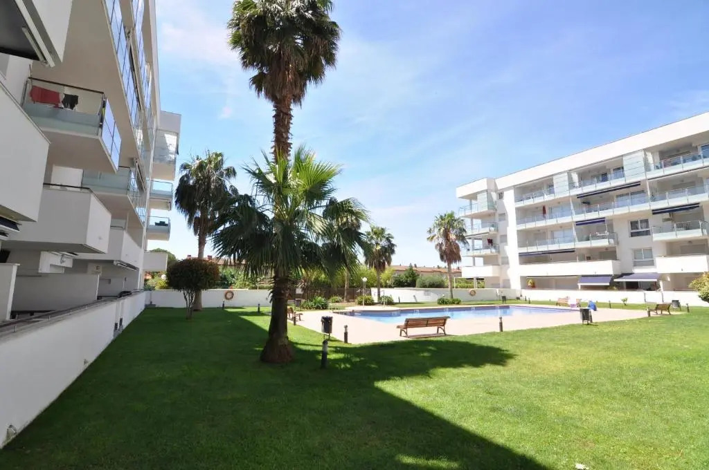RNET - 314 Porto Marina Roses Costa Brava