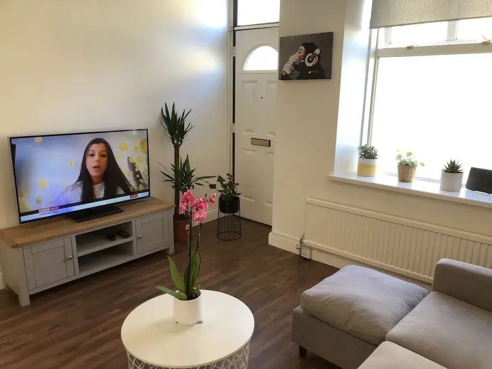 Modern 3-bedrooms house with 6 guests