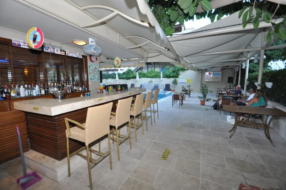 EcemHotel