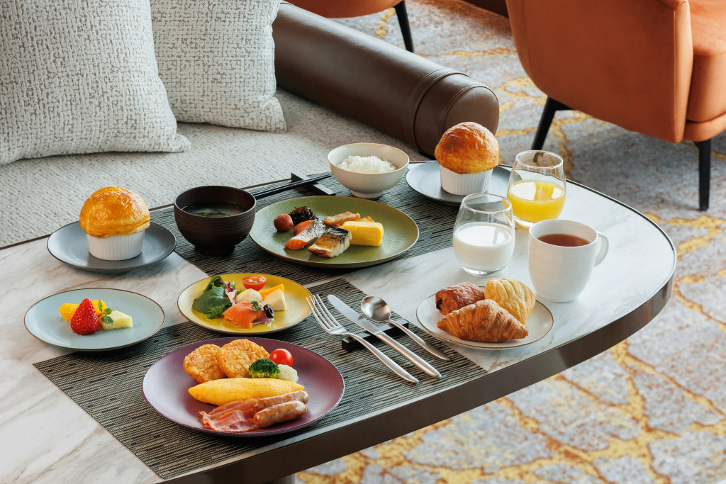 Отель ANA Crowne Plaza Hiroshima, an IHG Hotel