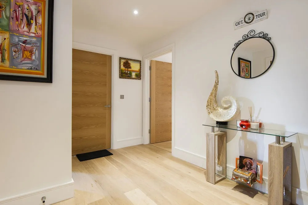 Majestic Maida Vale Home near Regents Park