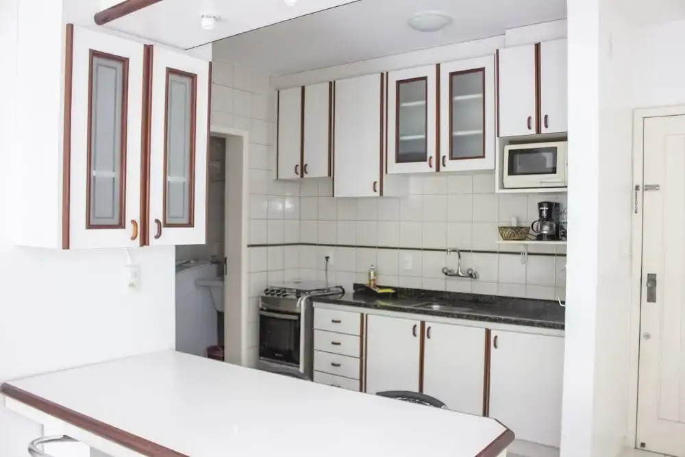 Well Located Apartment with BBQ - SBS111