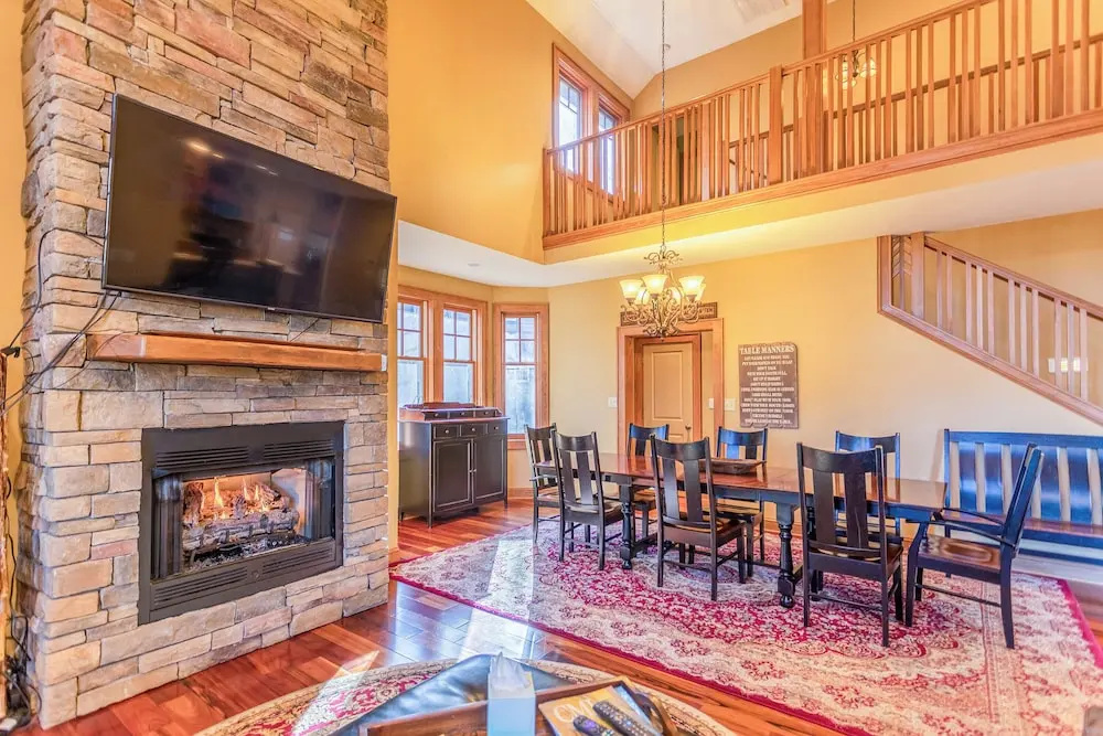 Bearfoot Lodge at Echota