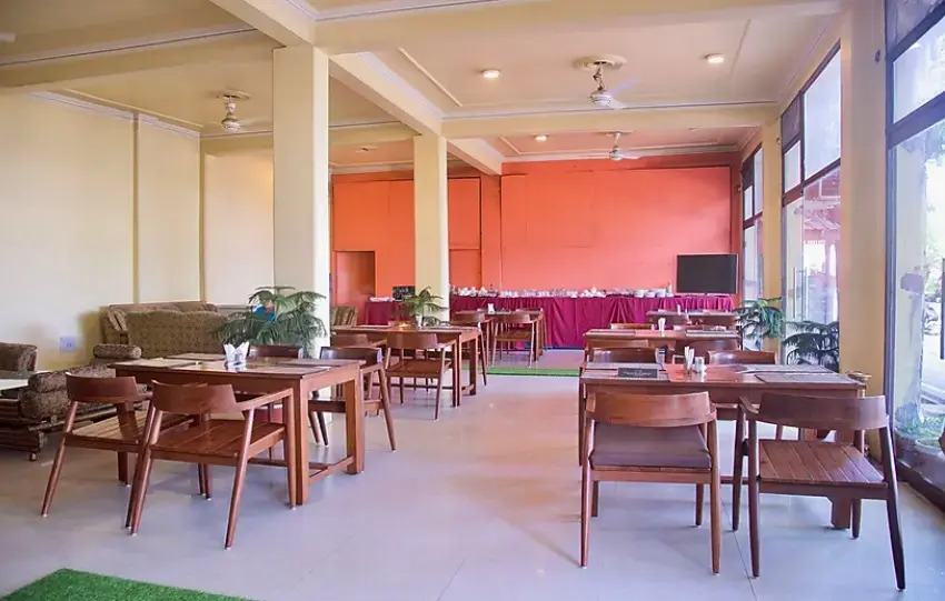 Hotel Oasis