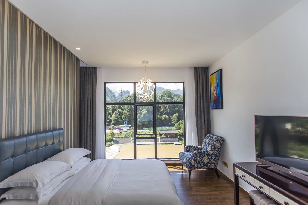 Leading Men Hotel