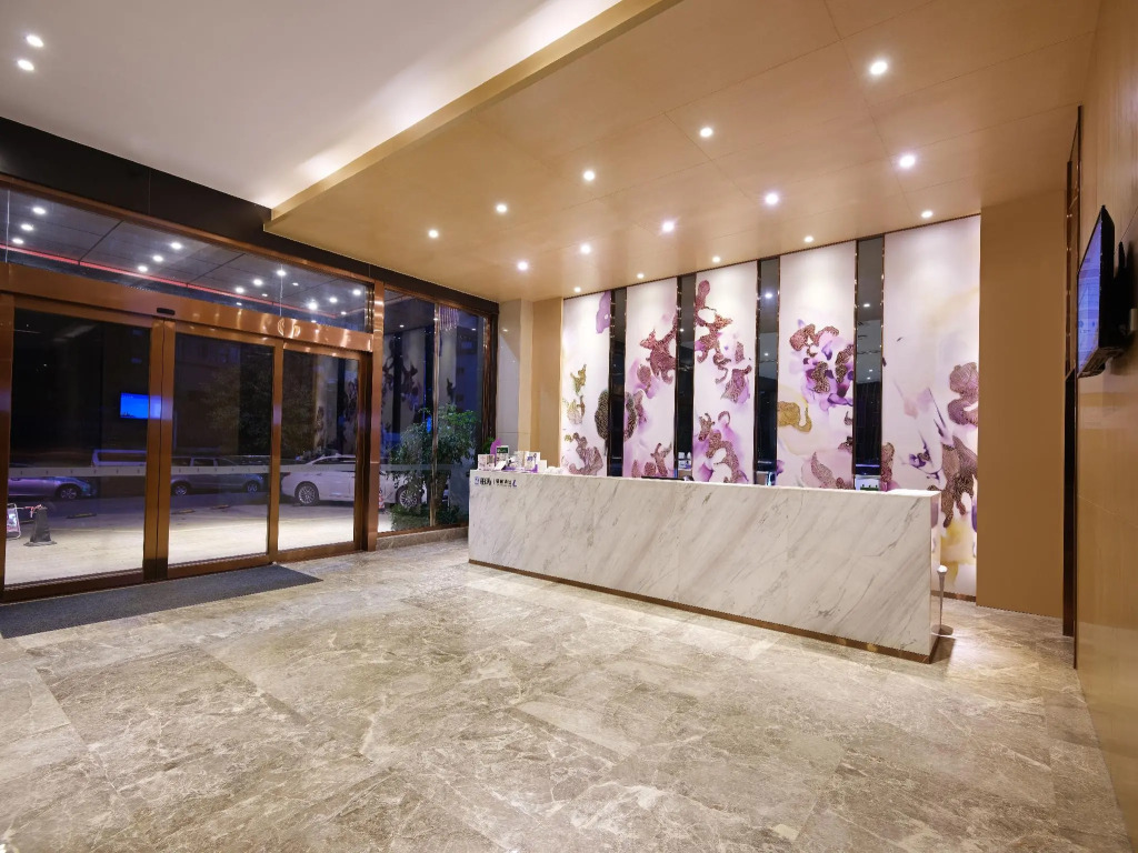 Lavande Hotel (Guangzhou Jiahe Wanggang Metro Station)