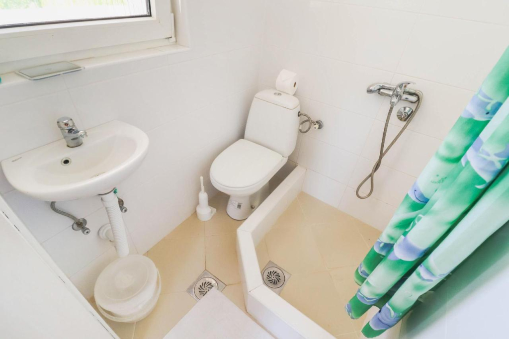 Ratac Eco Guest House