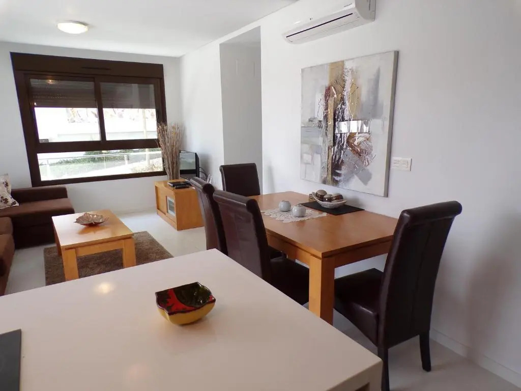 3 Bedroom Luxury Apartment Villamartin