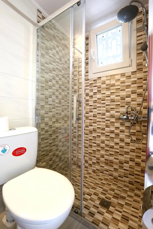 Hotel Karyatides