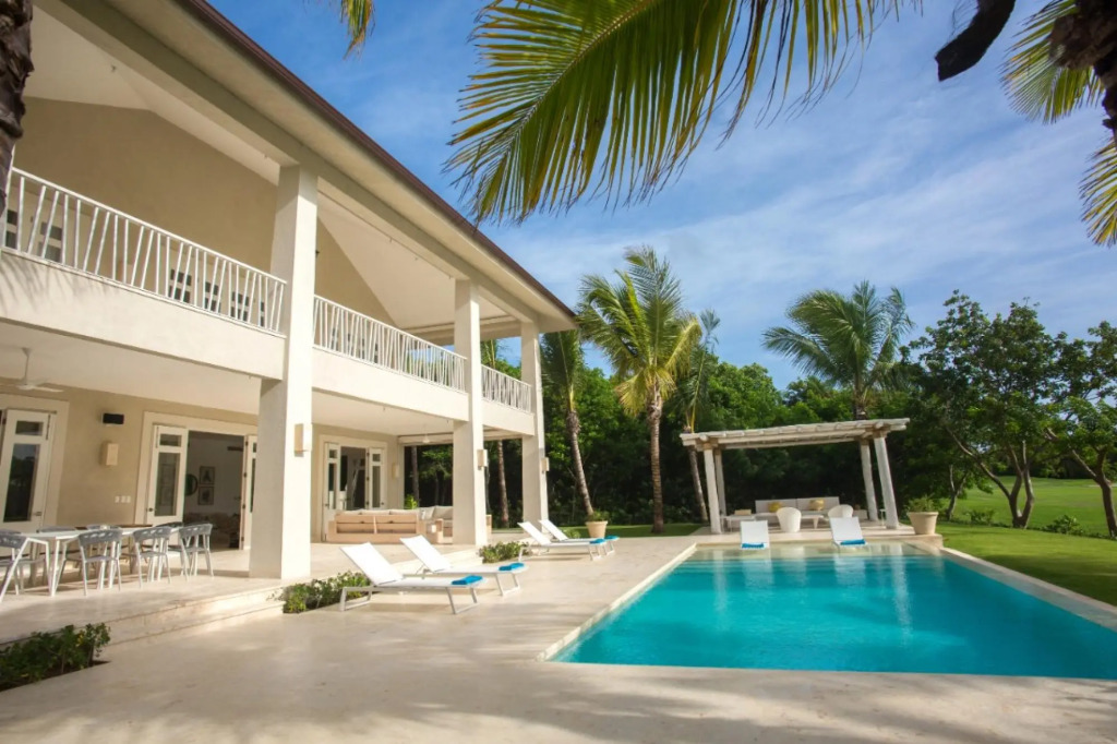 Amazing Golf Villa at Luxury Resort in Punta Cana Includes Staff Golf Carts and Bikes