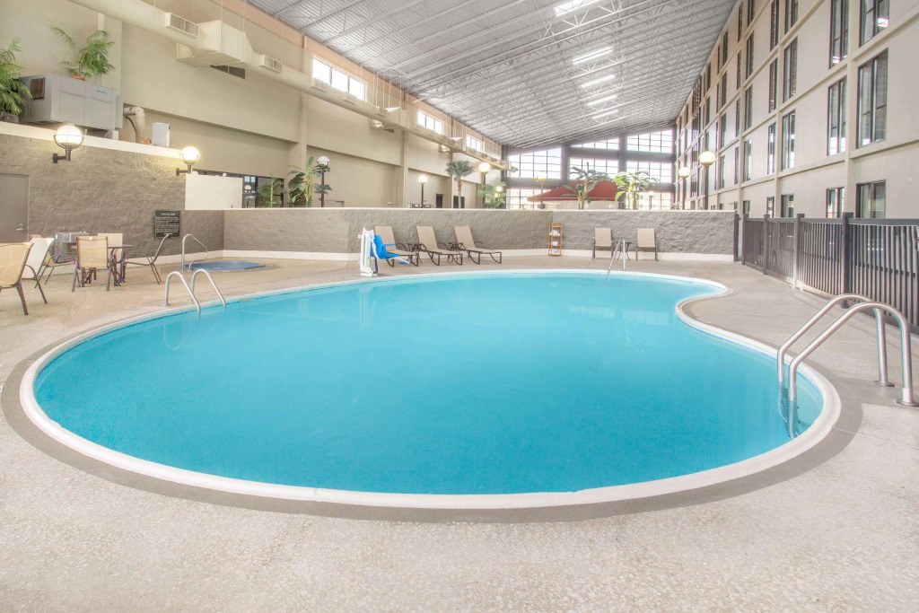 Wyndham Garden Conference Center Champaign - Urbana
