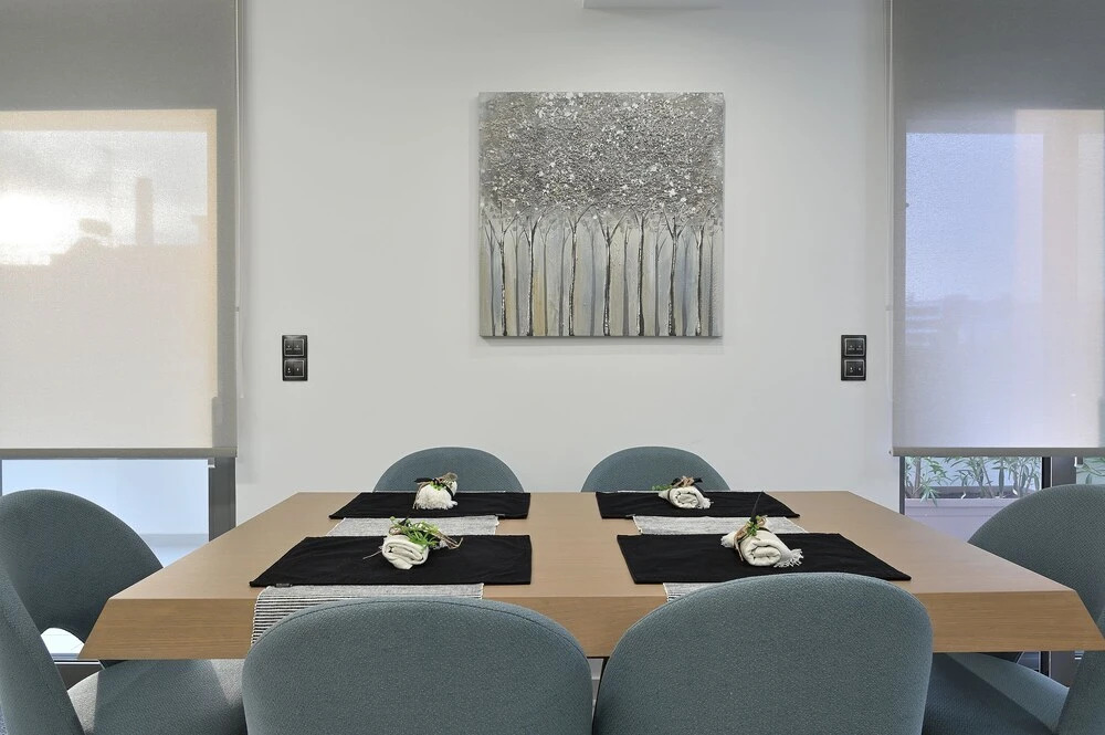 The Lop Athens Holidays Luxury Suites