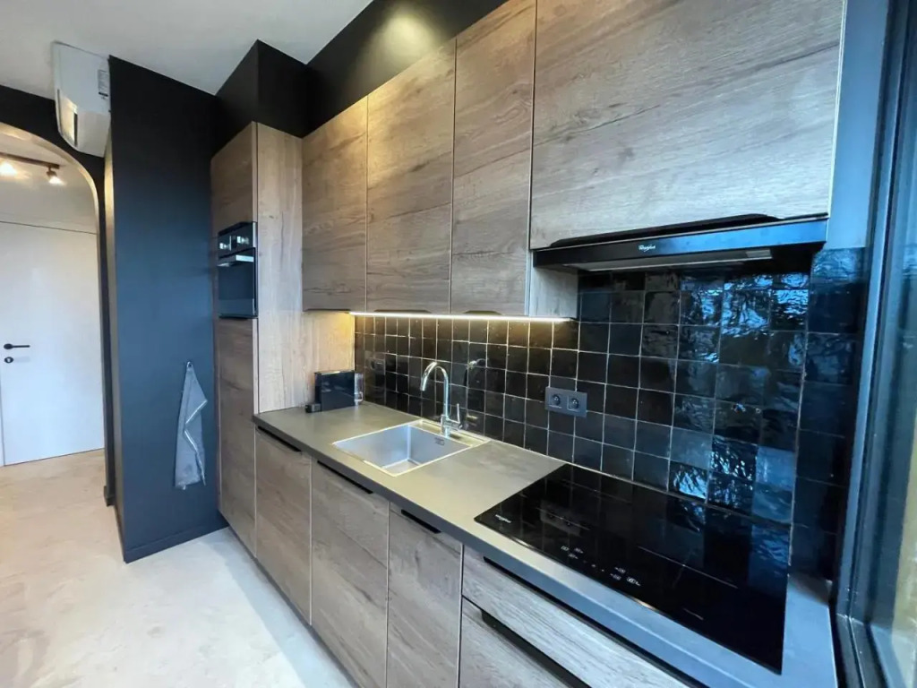 3 Room Luxury Design Apartment