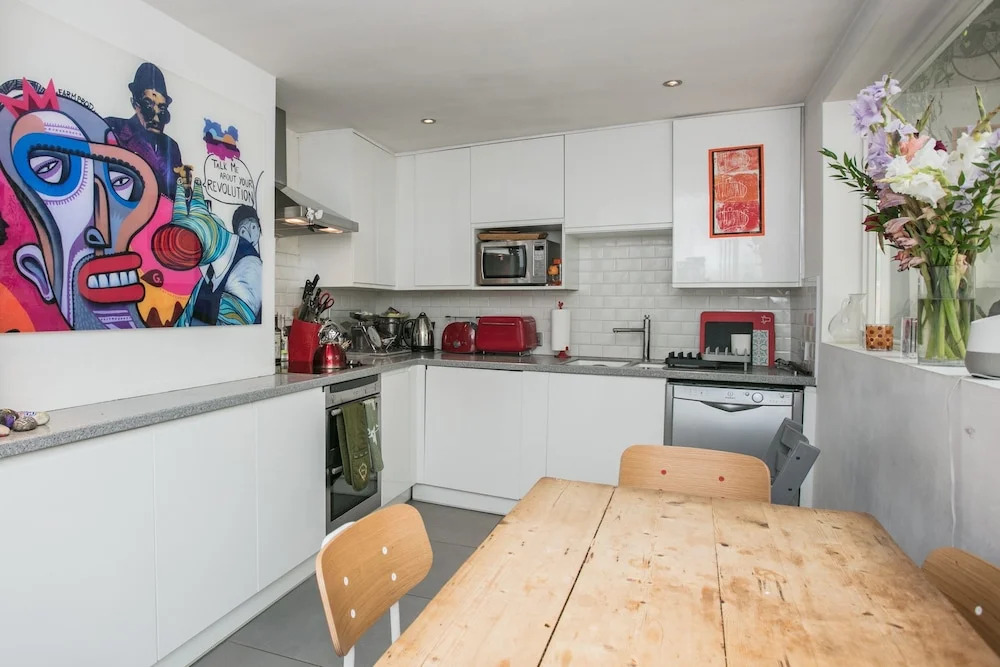 2 Bedroom Home in Kentish Town