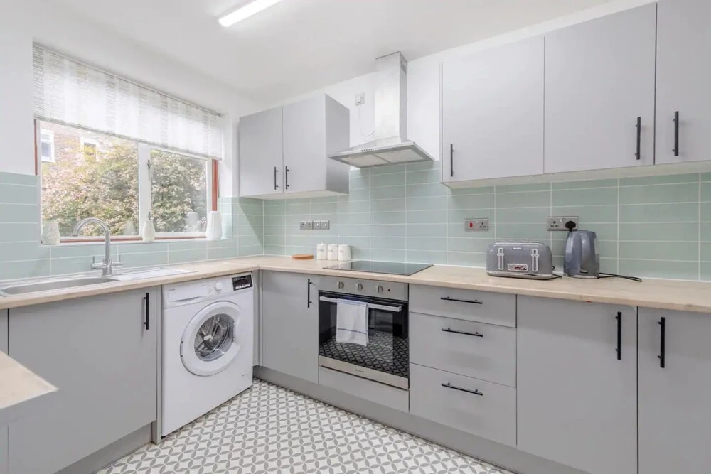 Central 3 Bedroom House With Garden