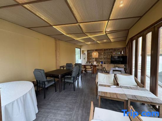 Fragrant Thai Hotel Guesthouse
